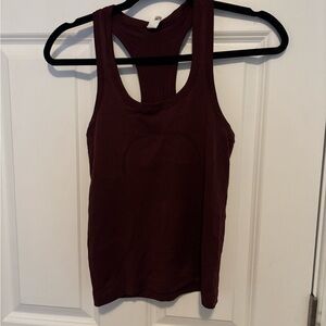 Garnett Lululemon Swiftly Tech